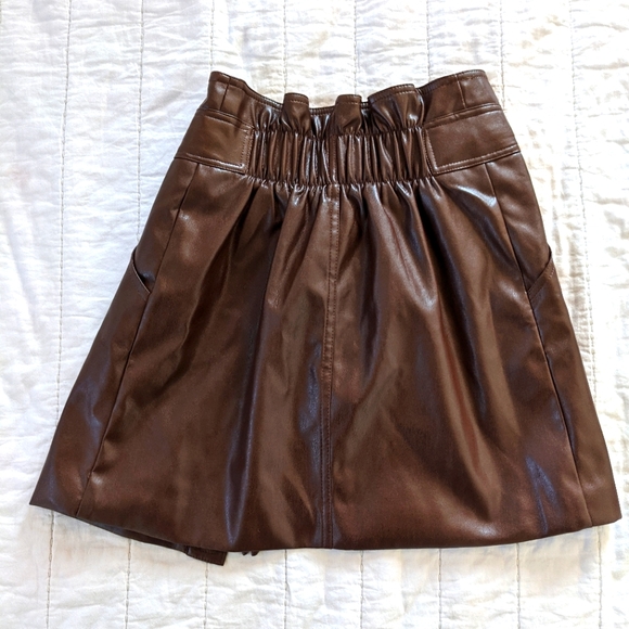 Urban Outfitters Chocolate Faux Leather Mini Skirt - Picture 3 of 4